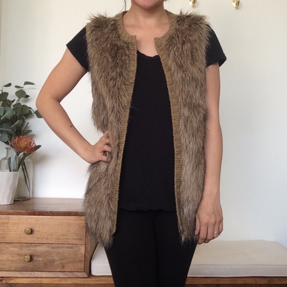 Mossimo fur vest